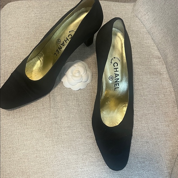 CHANEL Shoes - CHANEL Vintage CC Lovo Silk Black Pumps High Heel Shoes